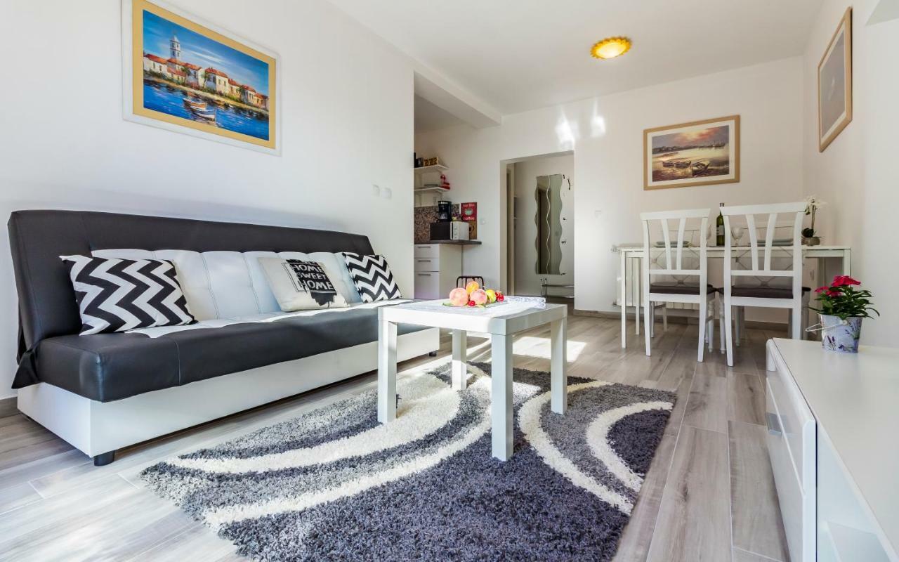 Apartment Mika Pula Exteriér fotografie