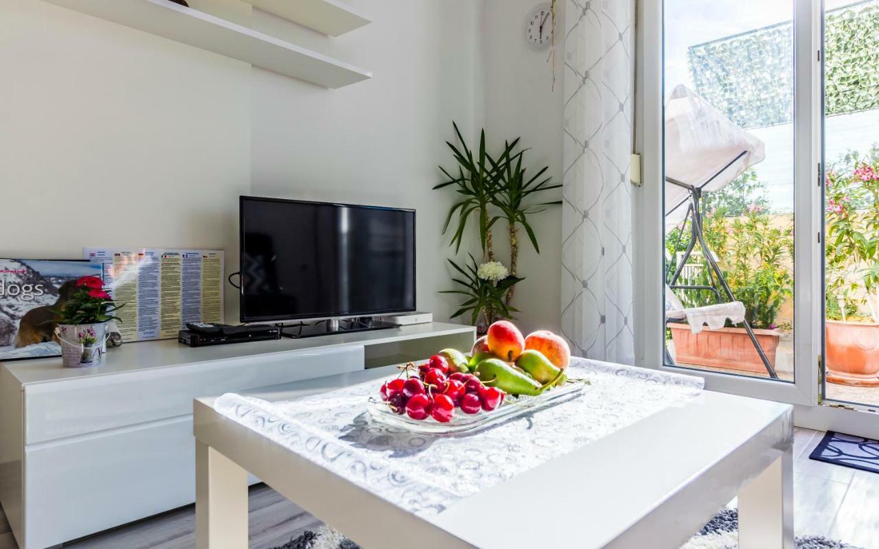 Apartment Mika Pula Exteriér fotografie